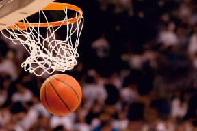 萨默·麦金托什赛后感谢团队支持