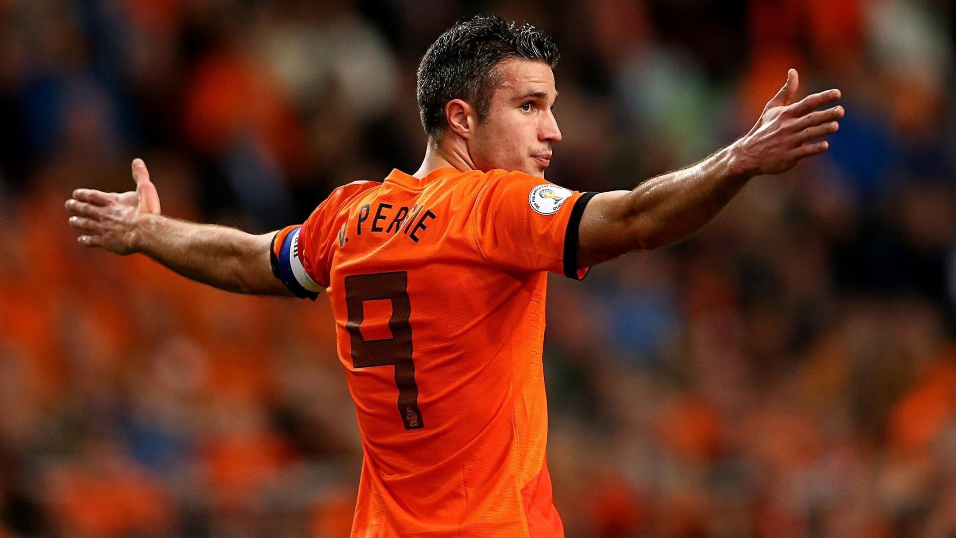 方硕：虽然人员来的不是很整齐，热身赛还是起了磨合的作用，方硕19+8全队5人得分上双 大王仅6分